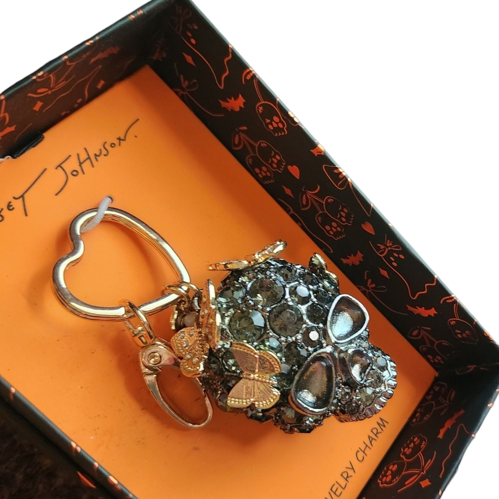Betsey Johnson Rhinestone Gunmetal Skull Bag Charm Keychain Butterflies